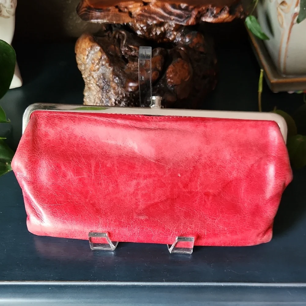 HOBO Lauren Leather Double Frame Clutch with Silver-Tone Hardware - Picture 4 of 16